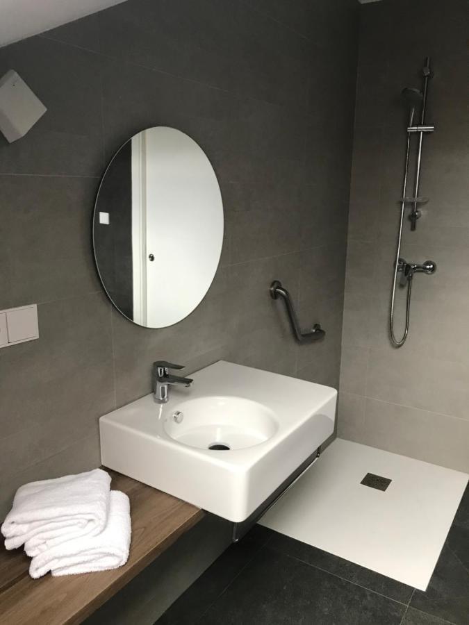 Hostal Portico เบตันซอส ภายนอก รูปภาพ